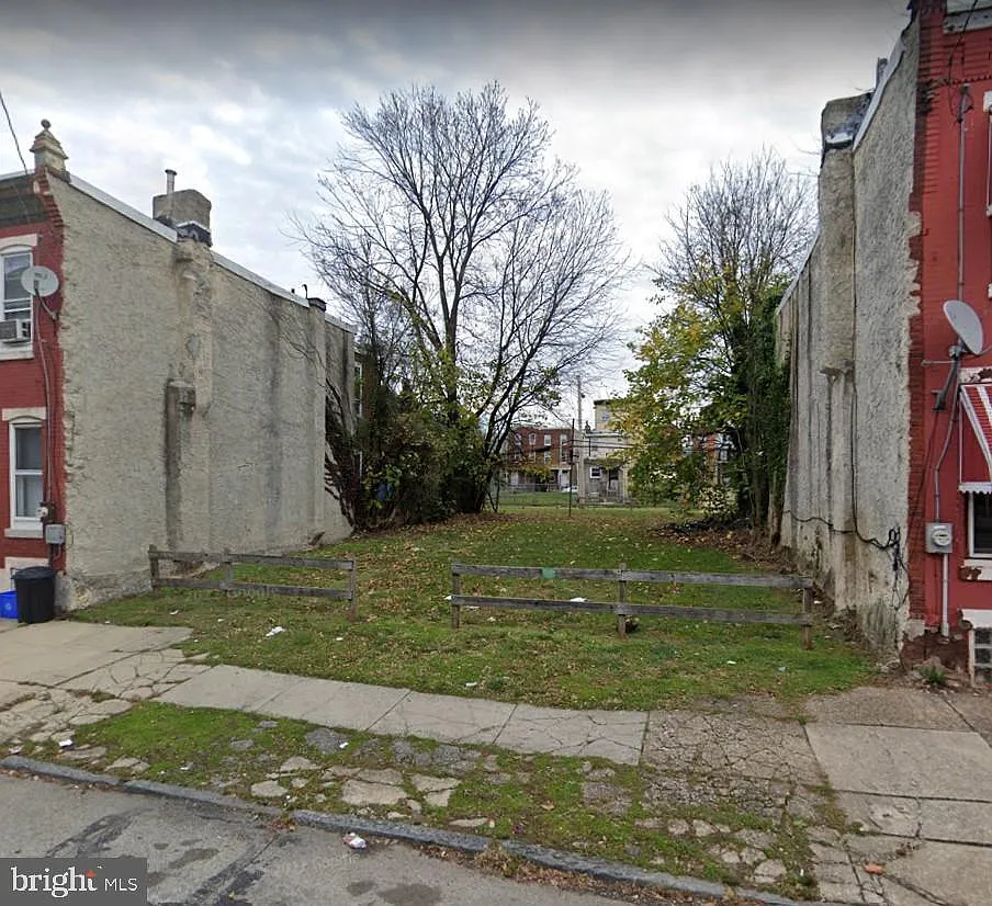 729 N Preston St photo 1