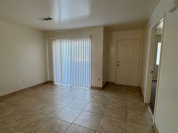 5th image of 401-457 N Park St #413