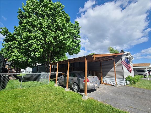 3rd image of 1717 S Woodland Dr Space 18