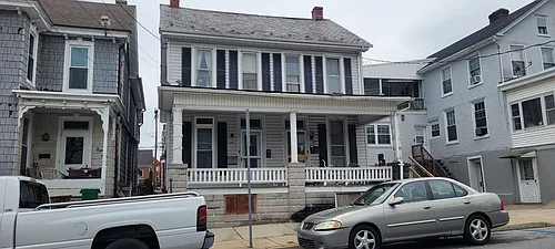 84 E Franklin St Photo 1