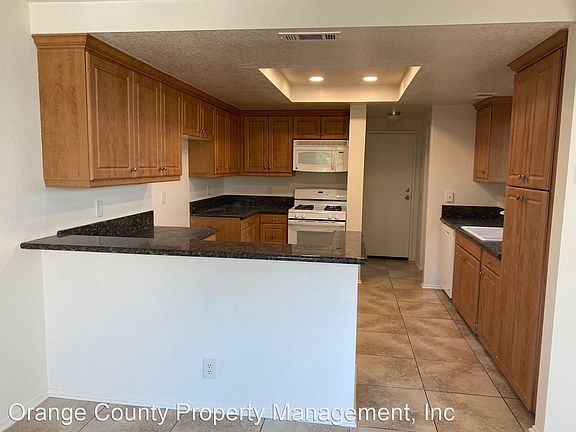 5th image of 308 Santa Isabel Ave