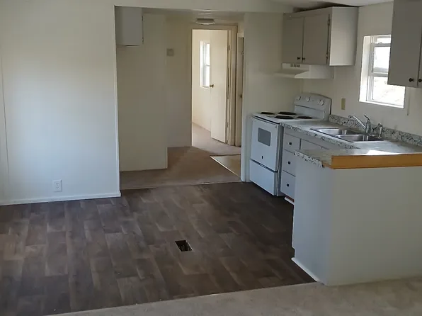 10 S Bonita Breeze Ln, Hendersonville, NC 28739