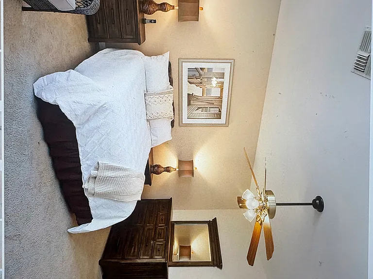 Apricot Ln — Photo 6