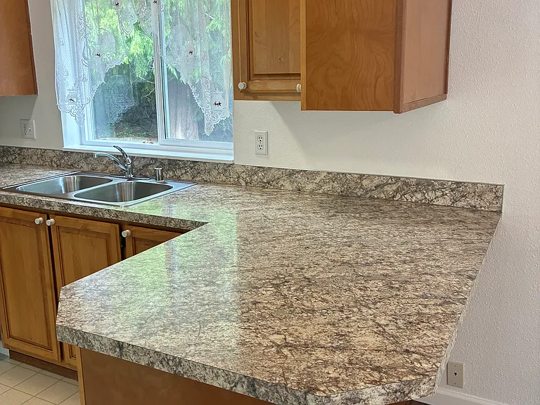 131 Sherwood Rd — Photo 12
