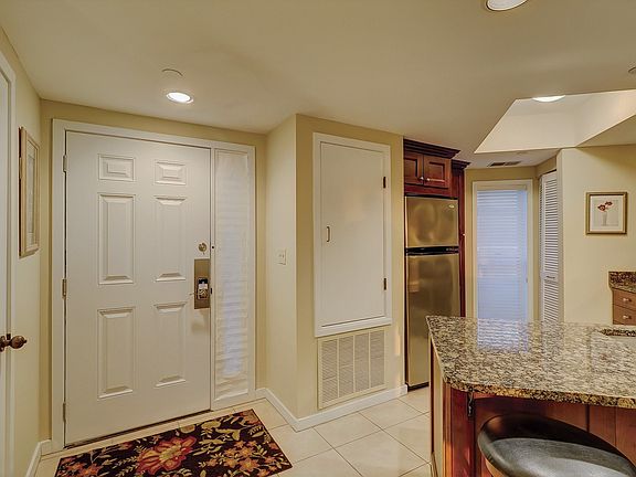 4th image of 77 Ocean Ln APT 411