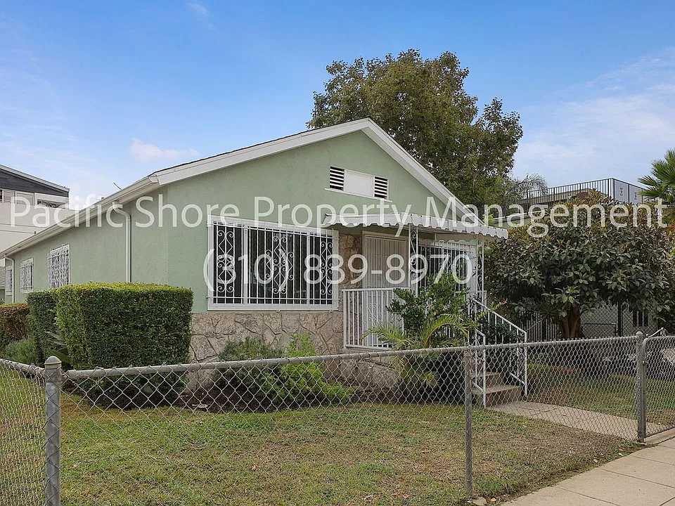 696 San Juan Ave