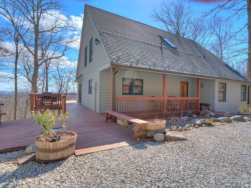 1st image of 180 Clover Valley Cir