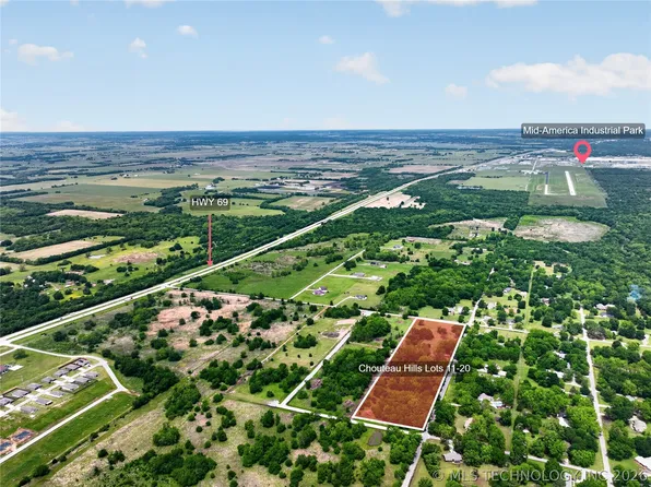 E 16th St N, Chouteau, OK 74337