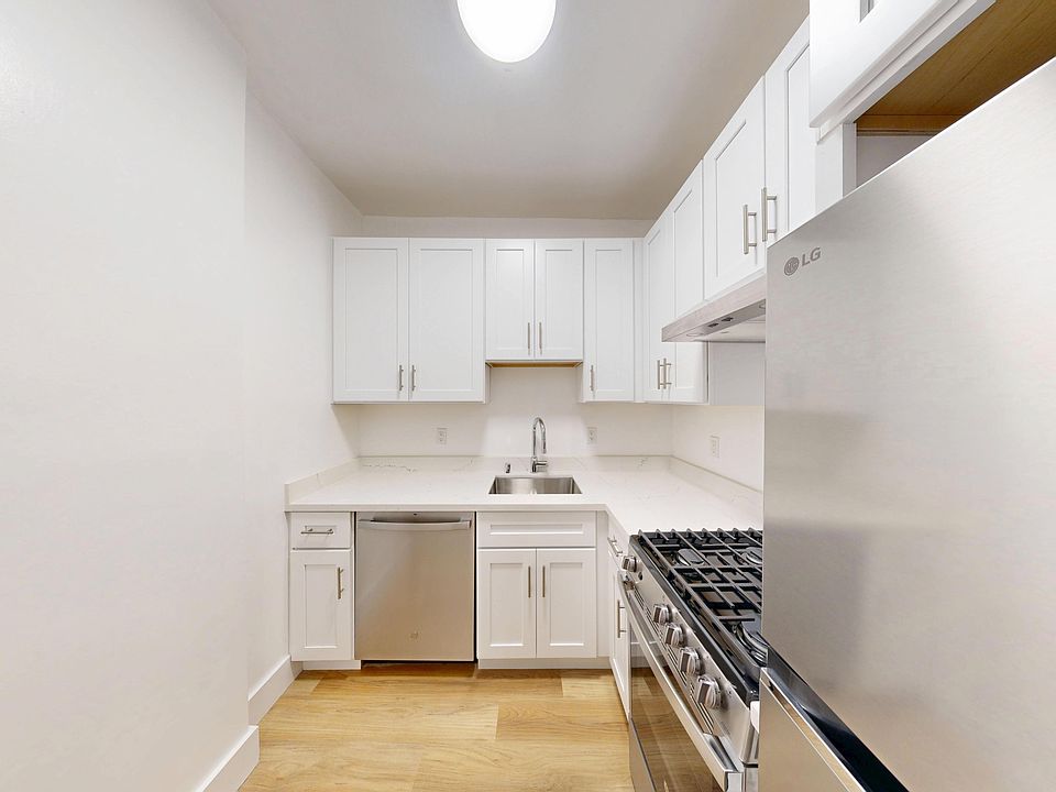 1st image of 1020 Post St APT 207