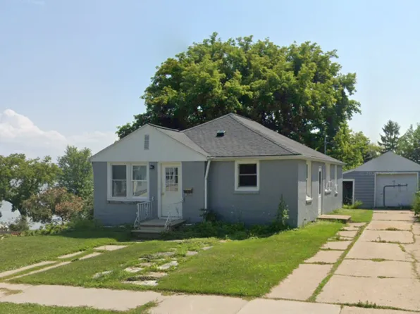 627 Fairview Ave, De Pere, WI 54115
