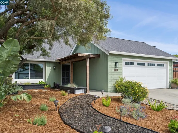 203 Radnor Ct, Benicia, CA 94510