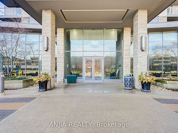 2nd image of 273 S Park Rd #1112