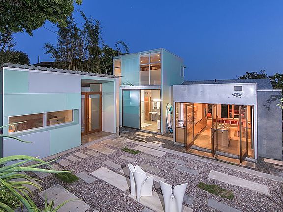 3rd image of 1717 Sunset Ave