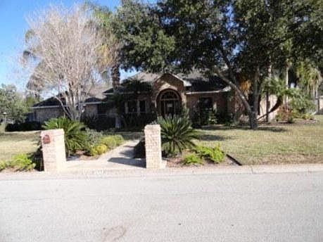 1st image of 2617 Woodland Dr