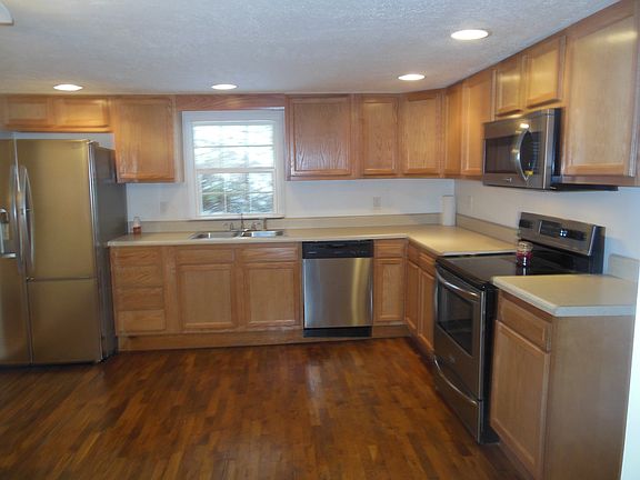 3rd image of 118 Summerlee Road