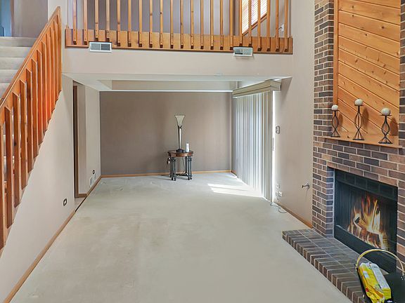 5th image of 9236 Whitehall Ln #36B
