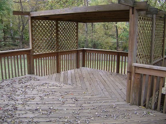 4th image of 1804 Briarcliff Ct