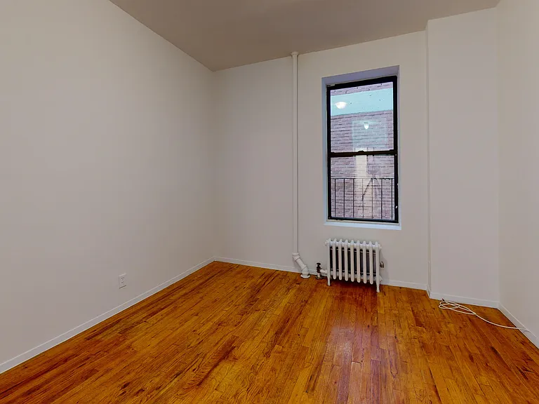 415 E 73rd St #2E — Photo 3