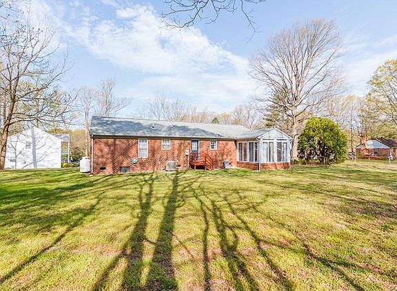 3rd image of 7258 Brandy Creek Dr