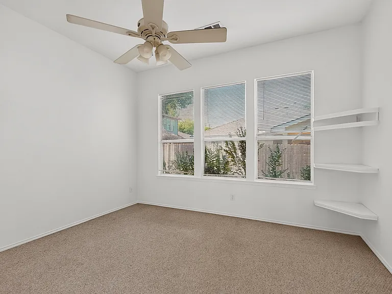 4184 Capstone Dr — Photo 25