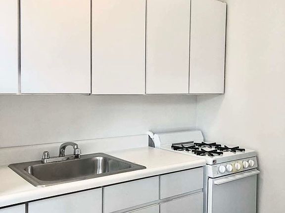 5th image of 90 7th Ave #3J