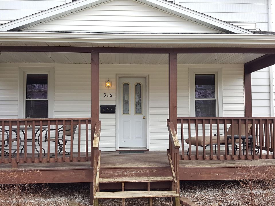 1st image of 316 Grand Ave