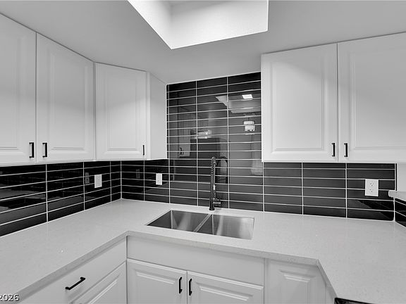 5th image of 3432 Aristos Ave APT A
