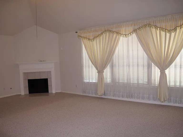 Spacious living room