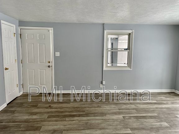 4th image of 428 Preston Dr
