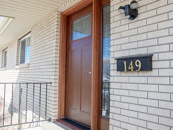 3rd image of 149 Elm Ave