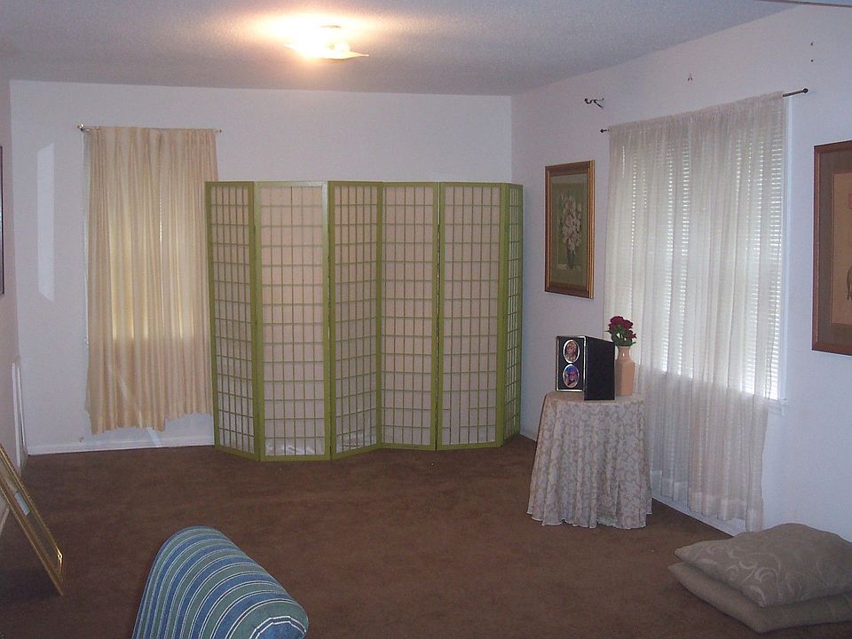 2nd image of 2208 Curry Ave
