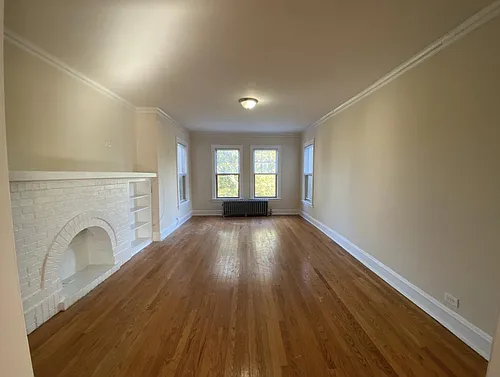 6258 N Claremont Ave #3 Photo 1 6258 N Claremont Ave #3 Photo 1