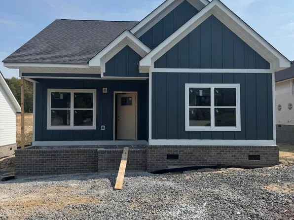 1007 McCann Dr SE, Cleveland, TN 37311