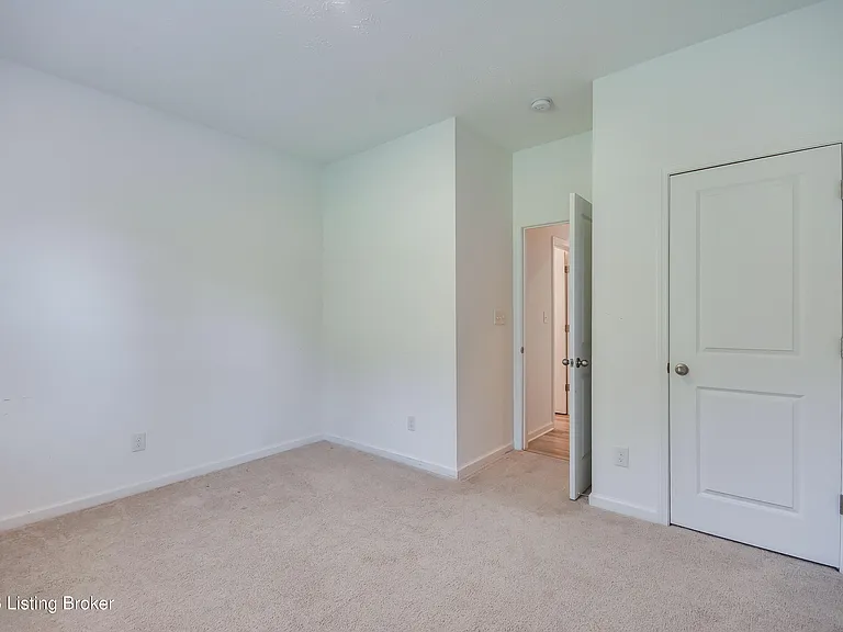 17010 Meander Way — Photo 37