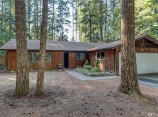 1691 Peaceful Valley Dr, Maple Falls, WA 98266