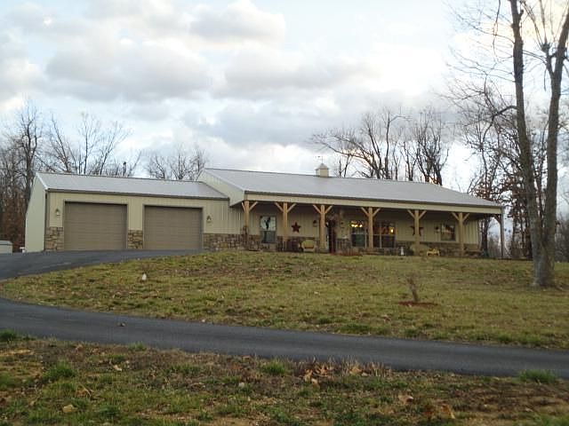 1st image of 3185 Lawrence 1140