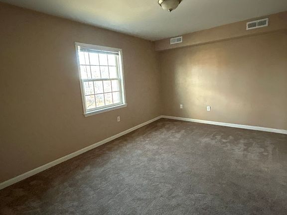 5th image of 602 Day Ave SW #12