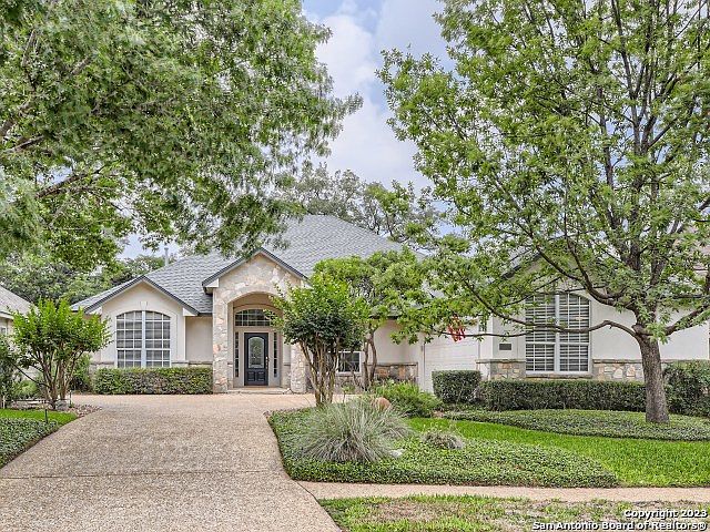 1st image of 2243 Pinoak Knolls