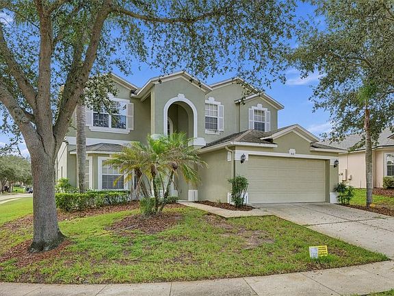 3rd image of 913 HENLEY CIRCLE
