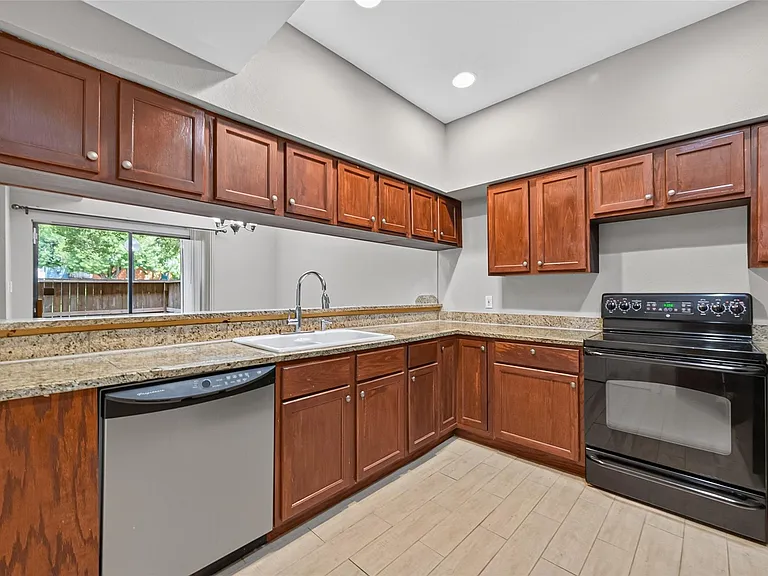 8100 Cambridge St #49 — Photo 12