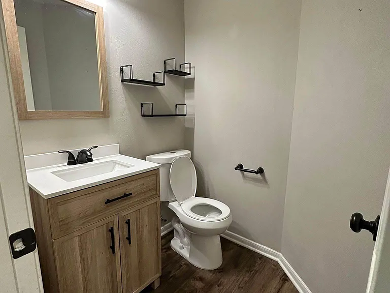 4907 Greenriver Valley Dr — Photo 12