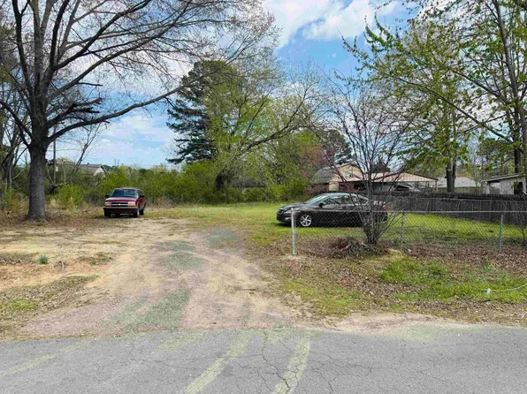 434 Mildred St, Conway, AR 72034