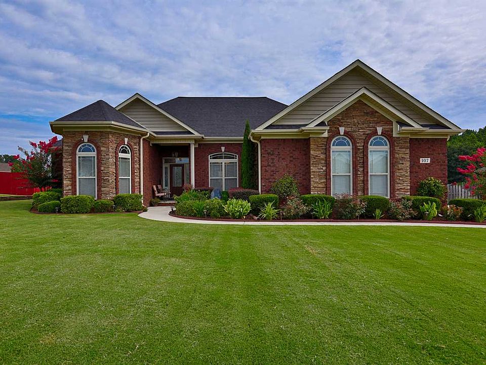 1st image of 107 Barton Creek Dr