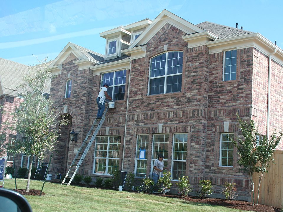 1st image of 9775 Carriage Hill Ln