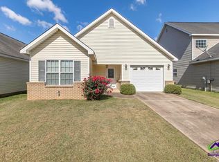 165 Rolling Woods Cir, Warner Robins, GA 31088