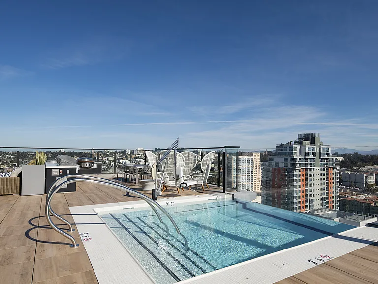 Luma Apartments — Photo 11