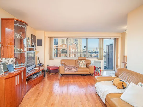 2915 W 5th St APT 9A, Brooklyn, NY 11224
