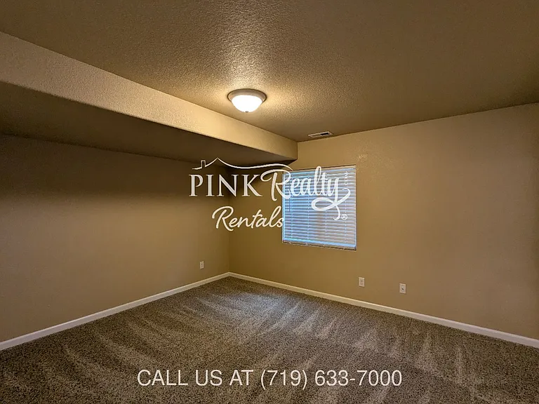 8377 Freestar Way — Photo 52