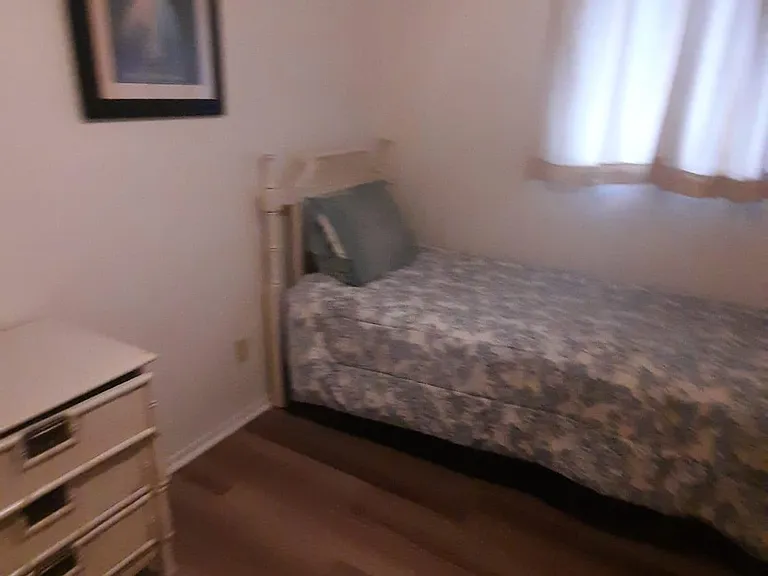 1004 SE 8th St #2 — Photo 77