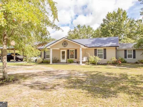 551 Tracys Ferry Rd, Folkston, GA 31537